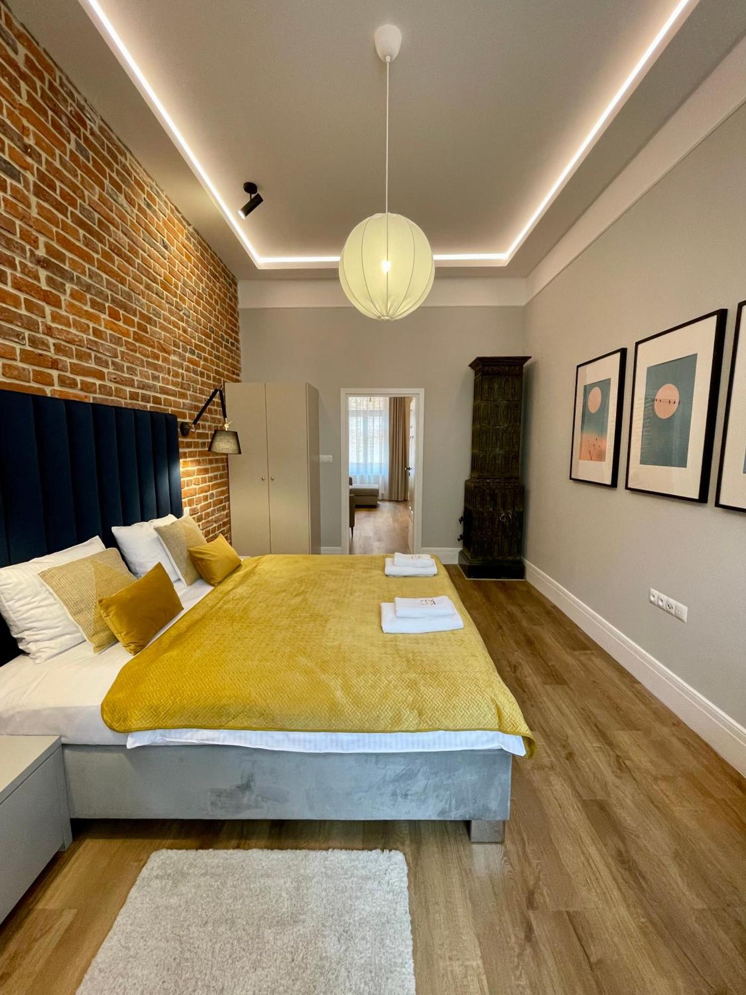 Golden Queen Apartments City Center Красков Екстериор снимка