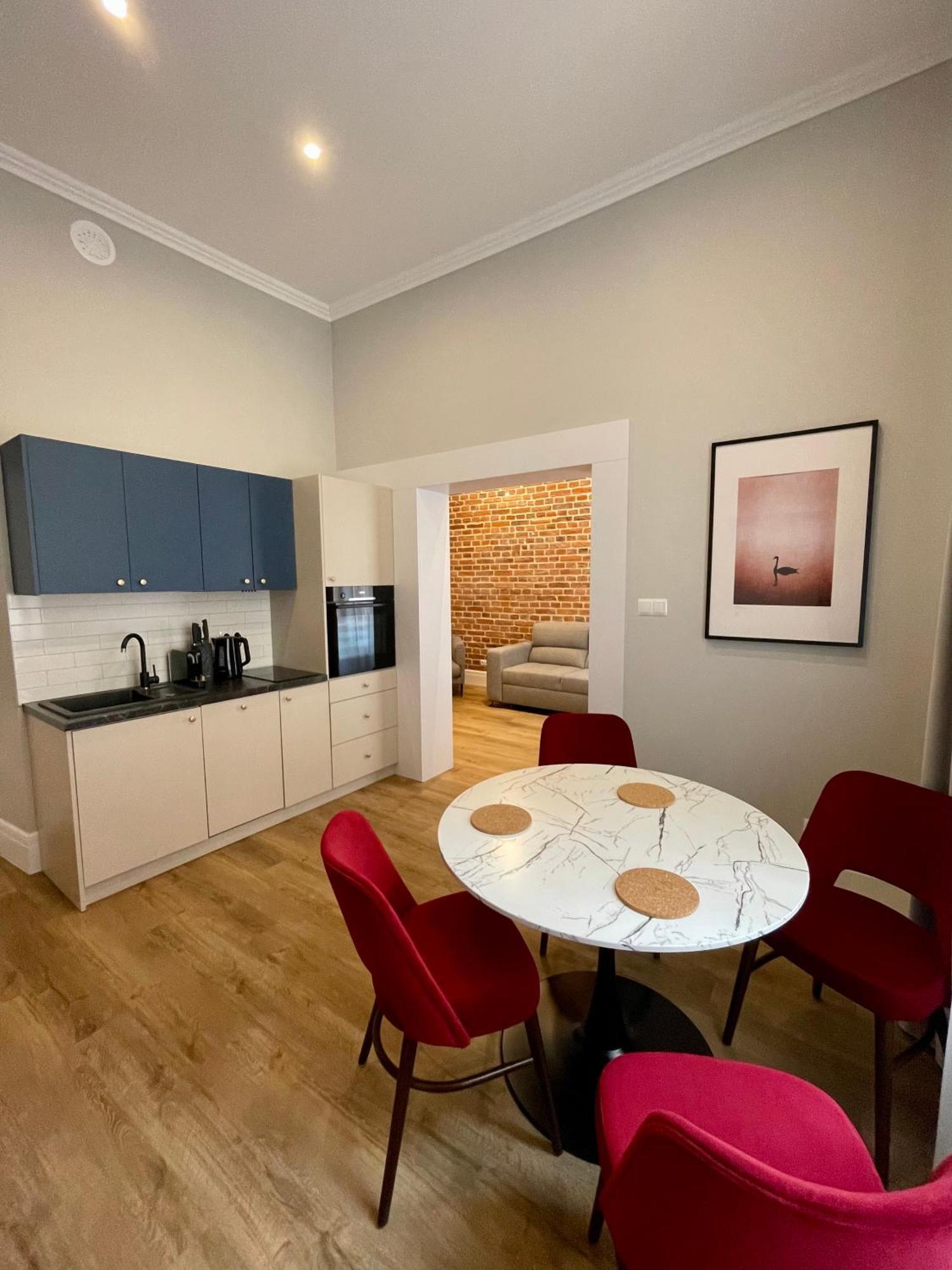 Golden Queen Apartments City Center Красков Екстериор снимка